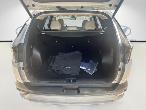 Used 2025 Hyundai Tucson SEL FWD image 25