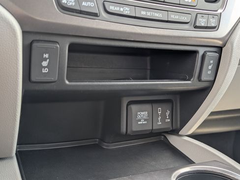 Used 2017 Honda Pilot EX-L image 22