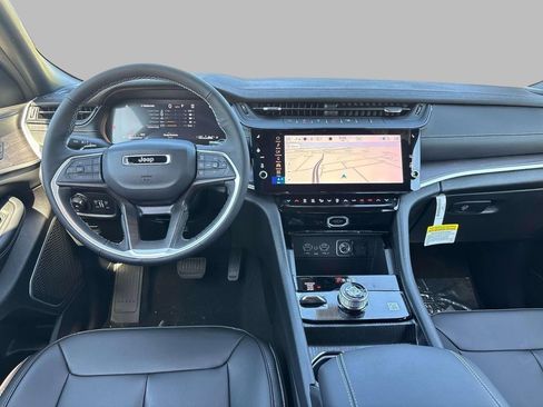 New 2026 Jeep Grand Cherokee Limited AWD/4WD image 6