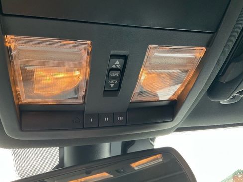 Used 2017 Dodge Challenger T/A image 18