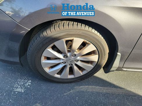 Used 2014 Honda Accord EX image 4
