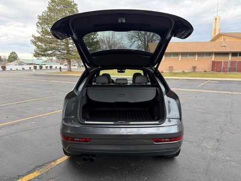 Used 2018 Audi Q3 2.0T Premium Plus image 8