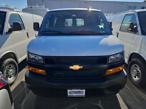 New 2025 Chevrolet Express 2500 w/ Enhanced Convenience Package image 6
