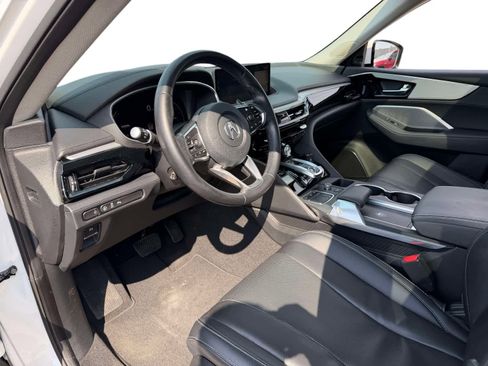 Used 2023 Acura MDX SH-AWD w/ Technology Package image 14