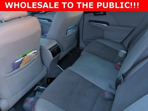 Used 2012 Toyota Camry XLE w/ Leather Pkg image 13