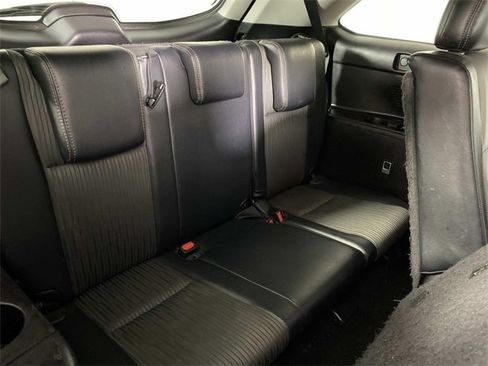 Used 2018 Toyota Highlander Plus image 12