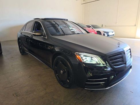 Used 2019 Mercedes-Benz S 560 Sedan image 4