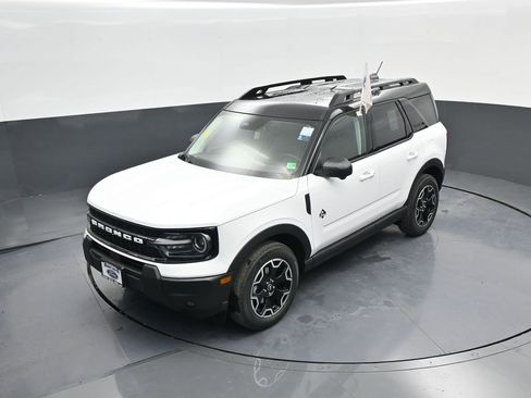 New 2025 Ford Bronco Sport Outer Banks w/ Outer Banks Tech Package+ image 43