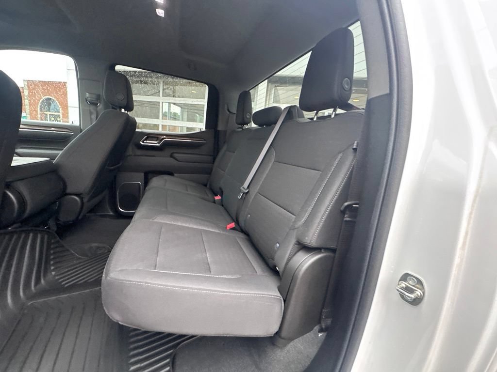 Used 2024 Chevrolet Silverado 1500 LT AWD/4WD image 28