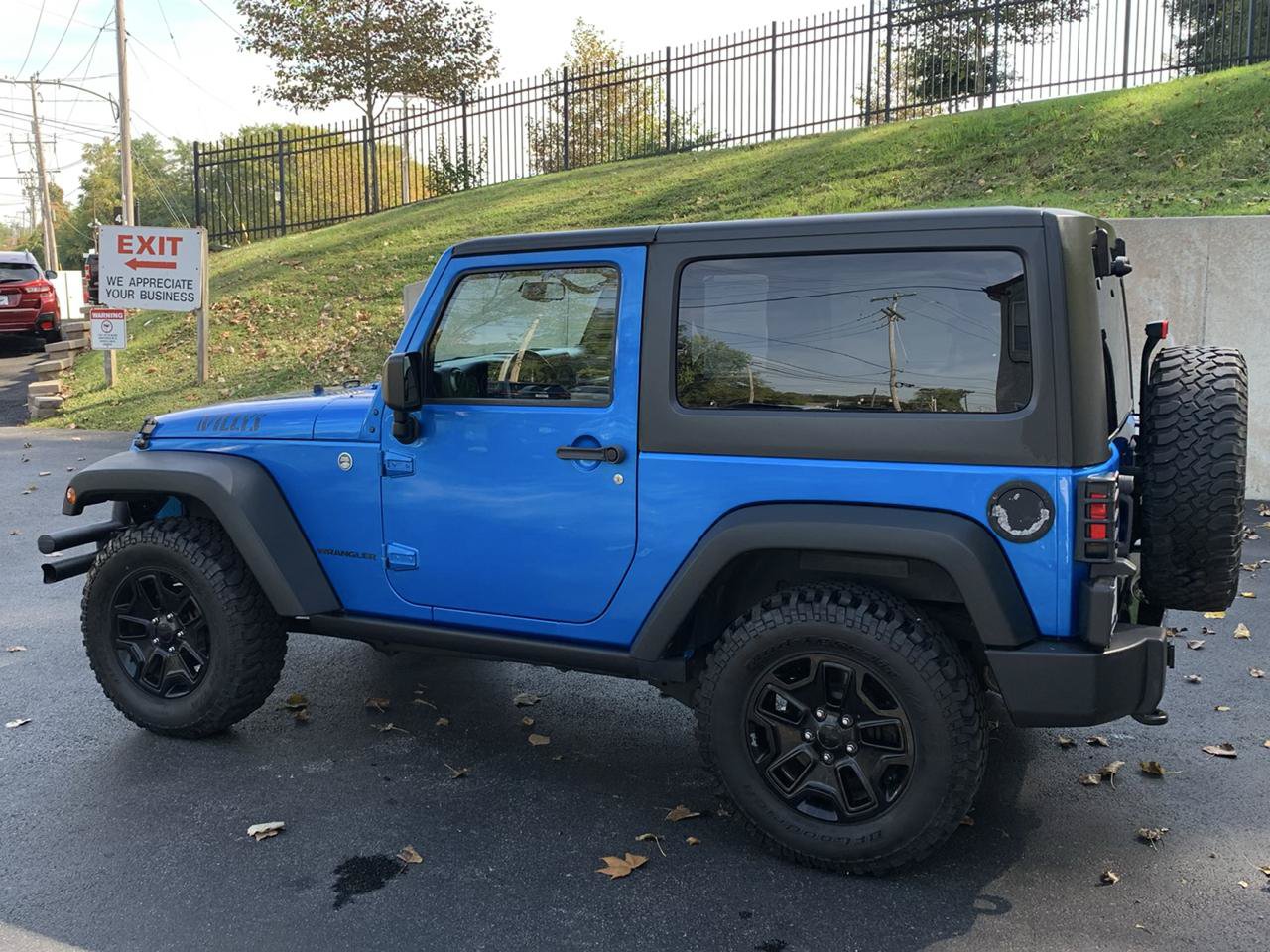 Used 2015 Jeep Wrangler Sport AWD/4WD image 3
