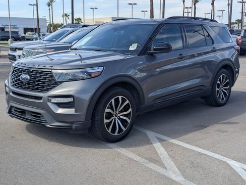 Used 2022 Ford Explorer ST-Line RWD image 5