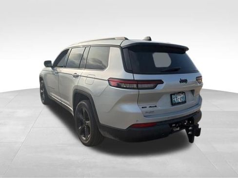 Used 2022 Jeep Grand Cherokee L Laredo AWD/4WD image 5