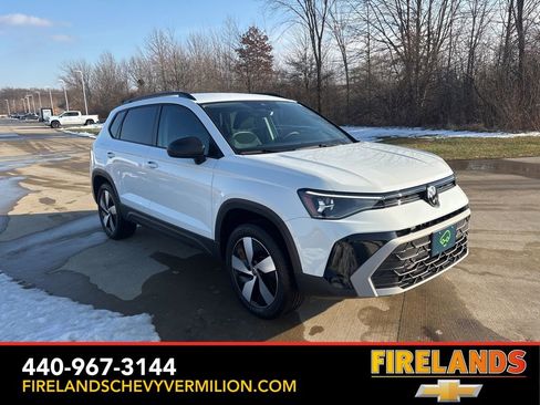 Used 2025 Volkswagen Taos S image 11