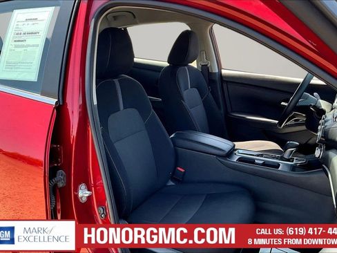 Used 2024 Nissan Sentra SV FWD image 29