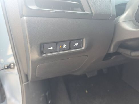 New 2026 Nissan Sentra SR w/ SR Premium Package FWD image 19