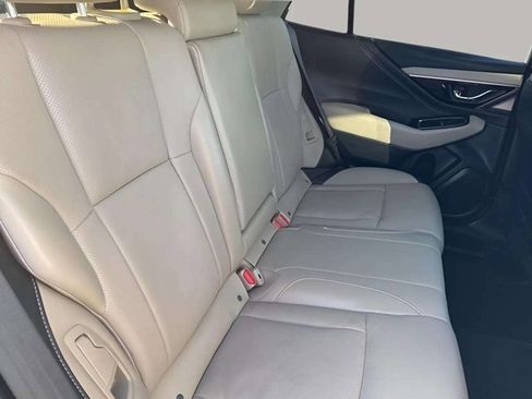 Certified 2025 Subaru Outback Limited image 17