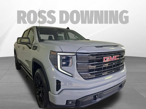 Used 2024 GMC Sierra 1500 Elevation RWD image 3