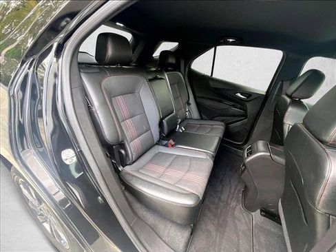 Used 2024 Chevrolet Equinox RS FWD image 30