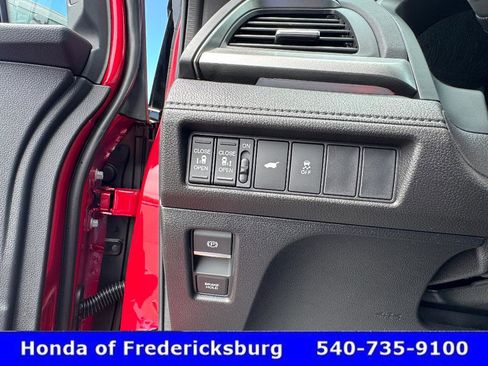 Certified 2026 Honda Odyssey Sport-L image 17