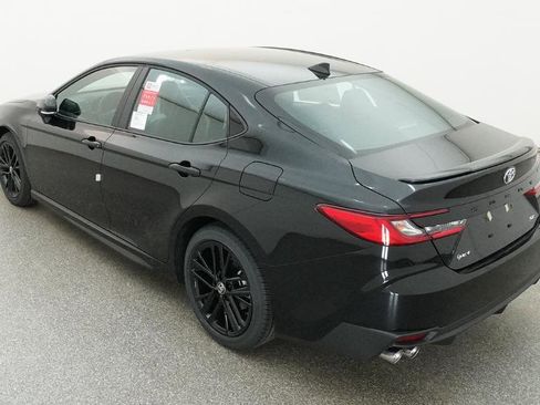 New 2026 Toyota Camry SE image 8