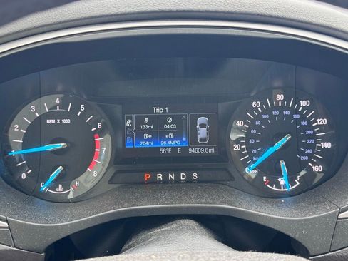 Used 2016 Ford Fusion SE w/ Equipment Group 201A image 16