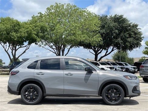 New 2026 Honda HR-V Sport image 3