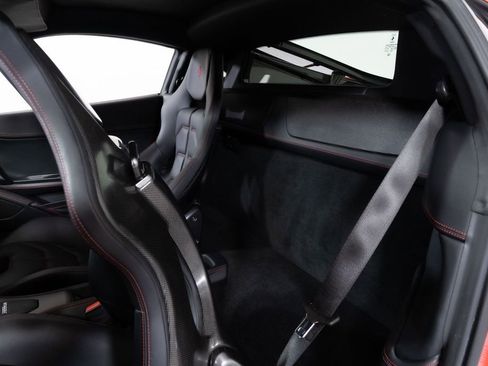 Used 2013 Ferrari 458 Italia Coupe image 37