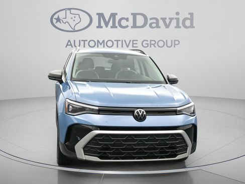 Used 2025 Volkswagen Taos S FWD image 2