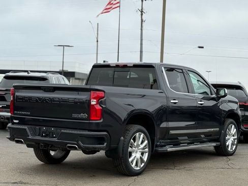 Used 2022 Chevrolet Silverado 1500 High Country w/ High Country Premium Package image 37