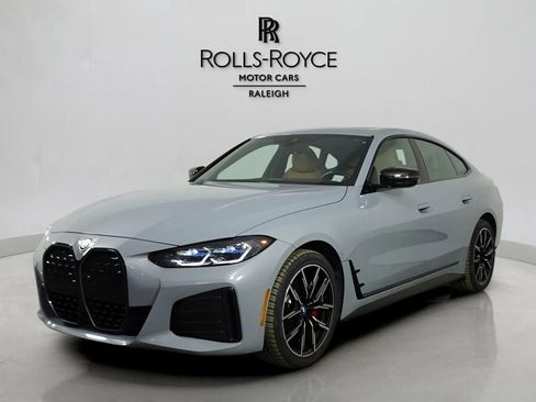 Used 2023 BMW i4 eDrive40 w/ M Sport Package image 1