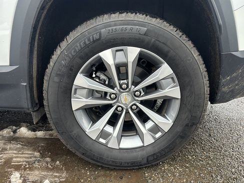 Used 2025 Chevrolet Equinox LT w/ Convenience Package II image 41