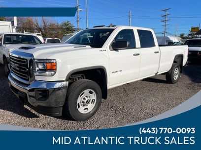 Used 2019 GMC Sierra 2500 4x4 Crew Cab w/ Sierra Convenience Package