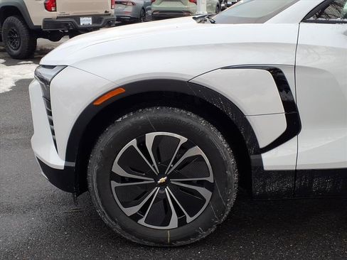 New 2026 Chevrolet Blazer EV LT image 7