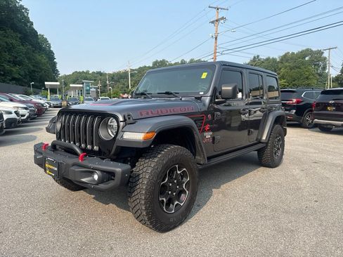 Used 2020 Jeep Wrangler Unlimited Rubicon w/ Quick Order Package 28Y Recon AWD/4WD image 3