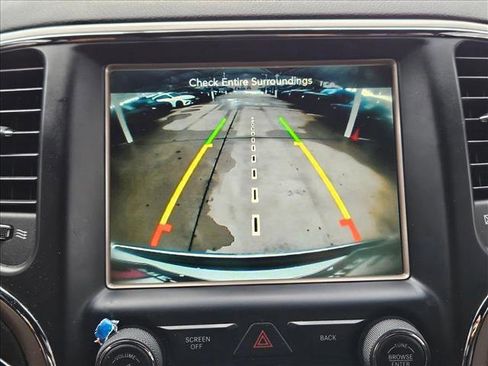 Used 2017 Jeep Grand Cherokee Limited RWD image 12