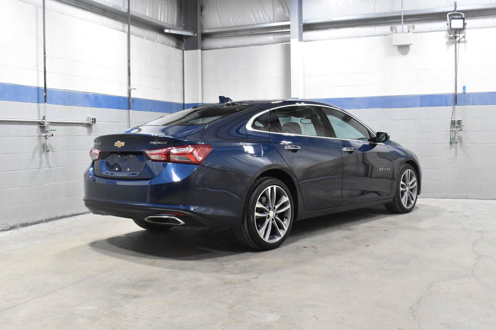 Used 2022 Chevrolet Malibu Premier FWD image 28