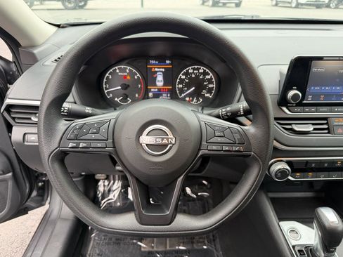 Used 2023 Nissan Altima 2.5 S image 23