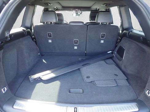 Used 2023 Jeep Grand Cherokee Overland w/ Advanced Protech Group III image 8