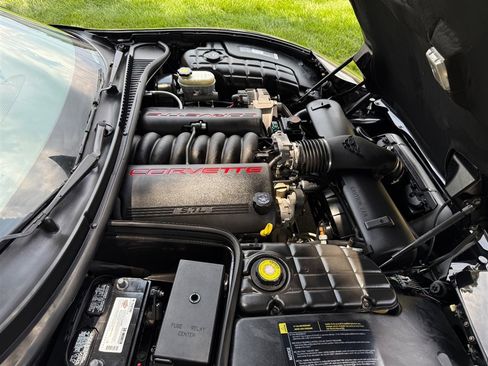 Used 2002 Chevrolet Corvette Convertible w/ Preferred Equipment Group1 image 59