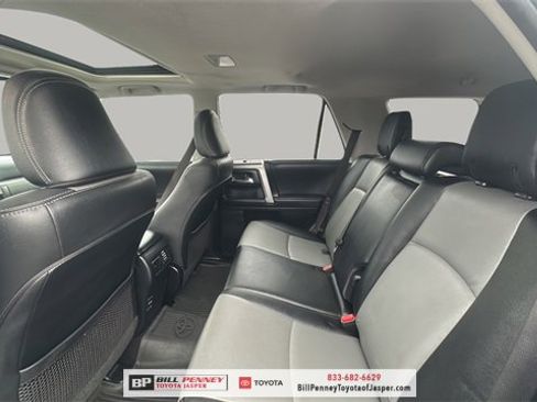 Used 2019 Toyota 4Runner SR5 Premium image 13