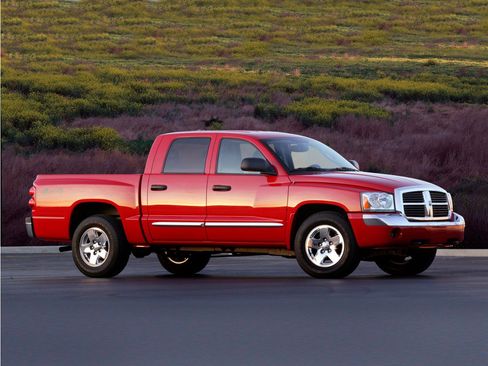 Used 2007 Dodge Dakota ST w/ PWR Convenience Group AWD/4WD image 1