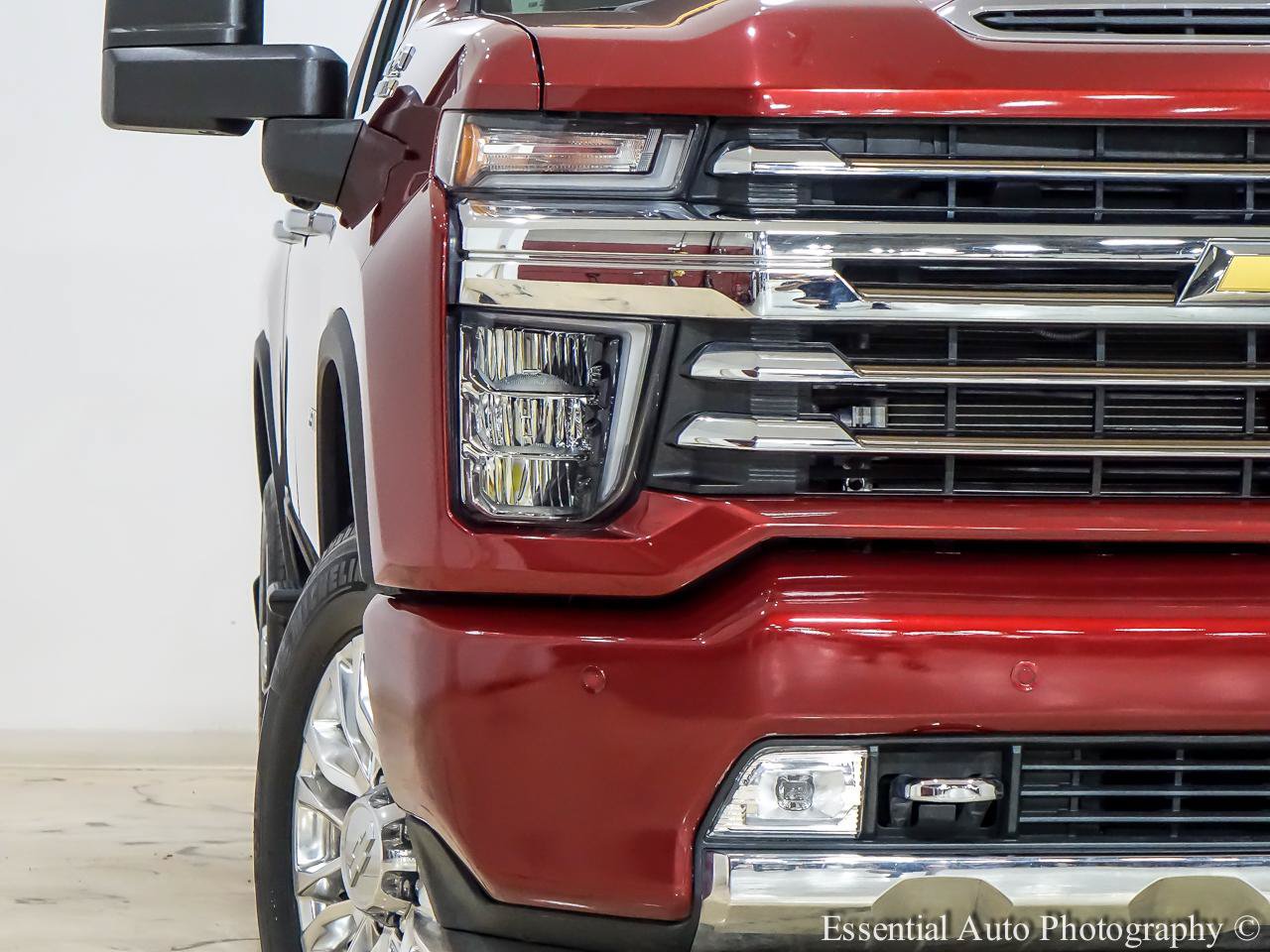 Used 2020 Chevrolet Silverado 2500 High Country w/ Z71 Off-Road Package AWD/4WD image 6