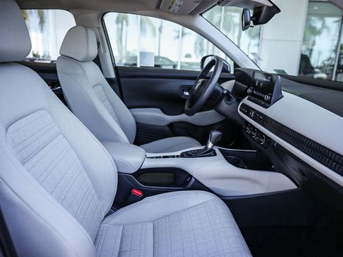 Used 2025 Honda HR-V LX image 21