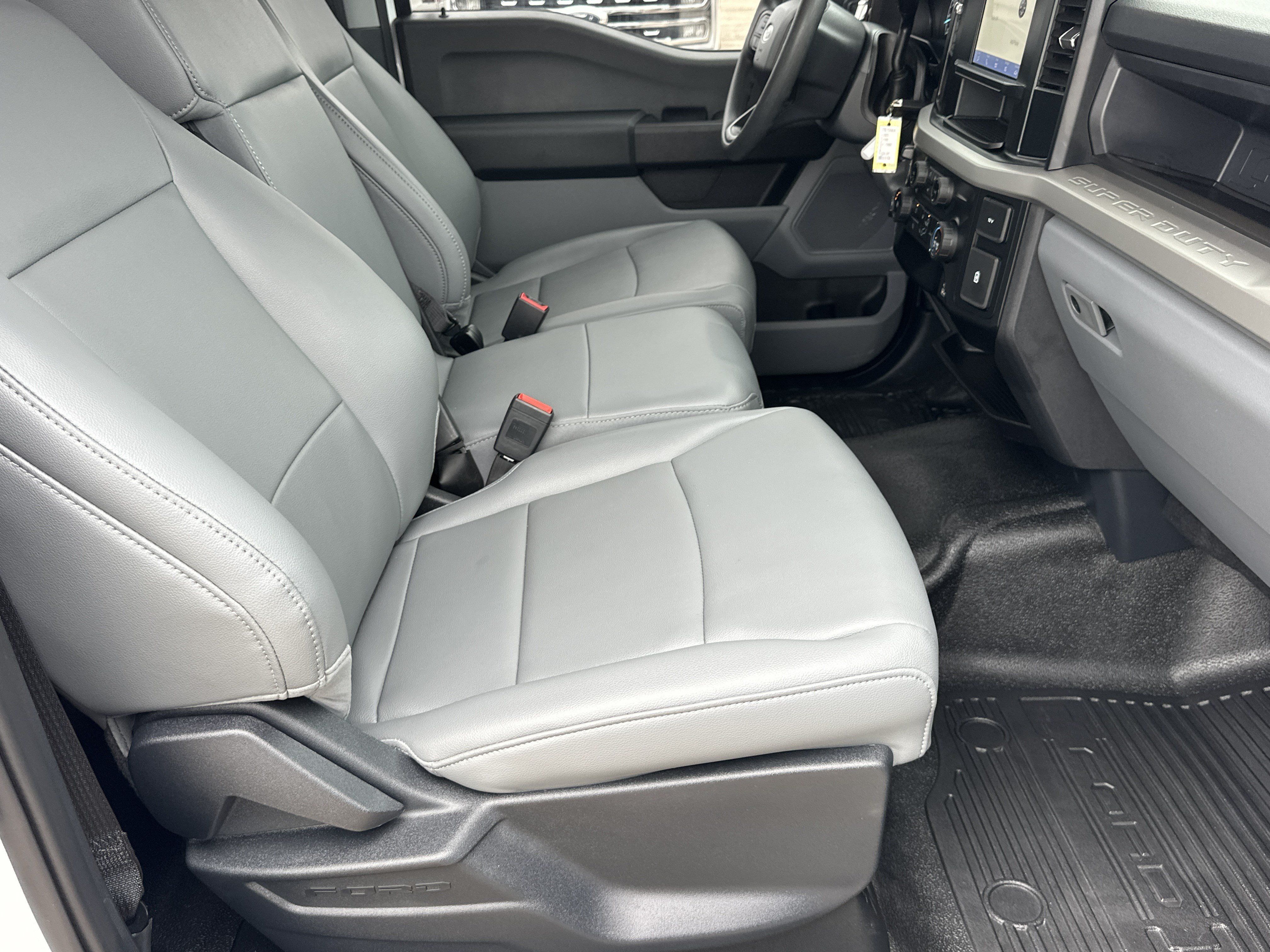 Used 2023 Ford F250 XL RWD image 15