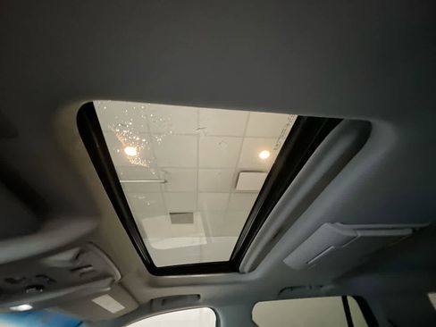 Used 2020 Cadillac Escalade Luxury image 22