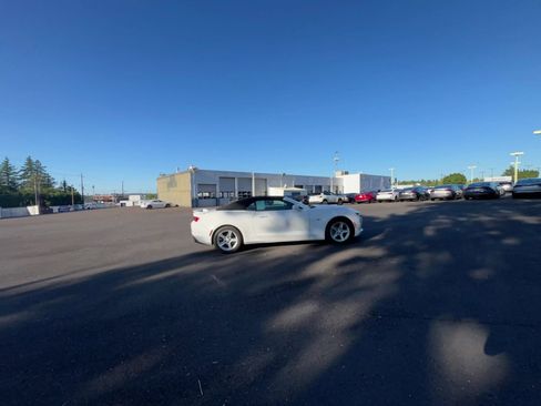 Used 2023 Chevrolet Camaro LT image 12