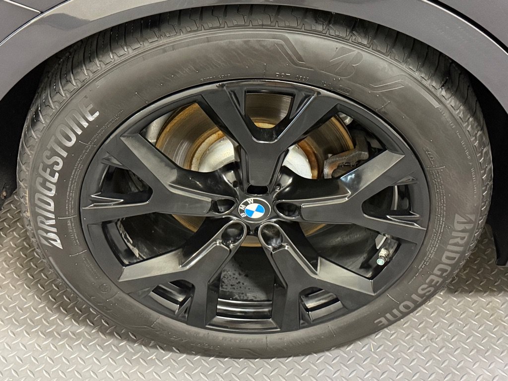Used 2020 BMW X7 xDrive40i w/ Premium Package AWD/4WD image 20