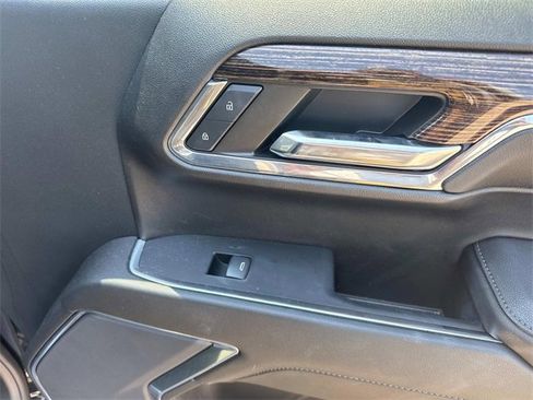 Used 2024 GMC Sierra 1500 Elevation image 18