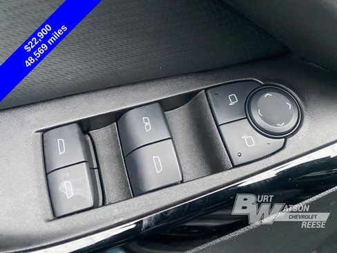 Used 2025 Chevrolet Equinox LT w/ Convenience Package II image 13