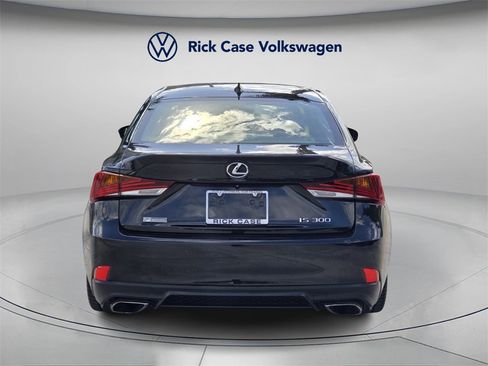 Used 2020 Lexus IS 300 F Sport w/ F Sport Package image 5